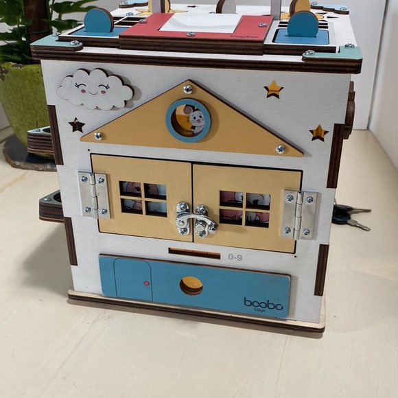 Boobo Busy Cube - Picture 3 of 10